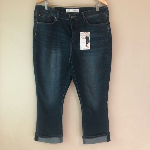 🐱 Levi’s | NEW Capri Jeans - Picture 1 of 6